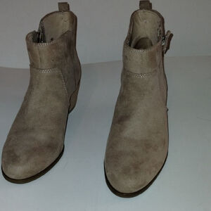 Dr. Scholl’s Sustainable Comfort Slip-On Boots | Size 7.5 | Suede-Like upper